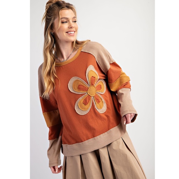 Rust Flower Patch Color Mix Top - Picture 4 of 5